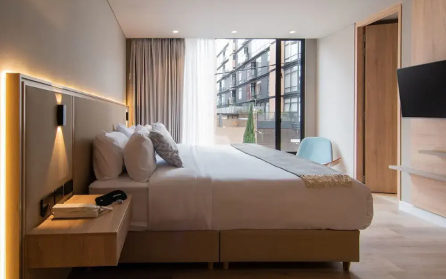 w Charming 2BR w Fantastic Deco in Unicentro