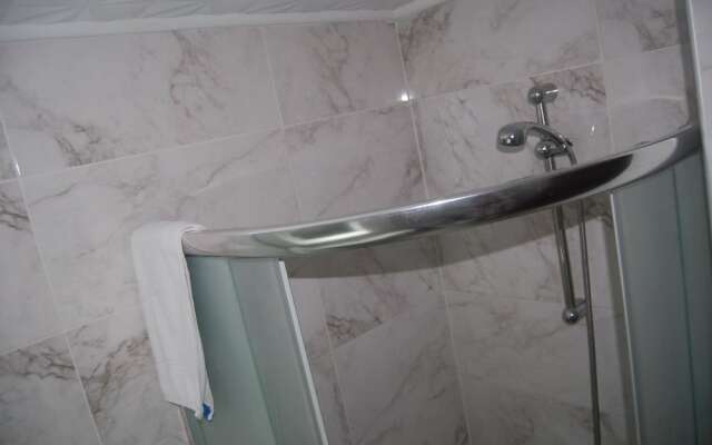 Hotel Nil Alav