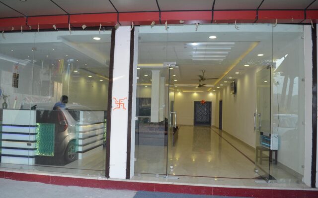 OYO 26596 Hotel Ambika