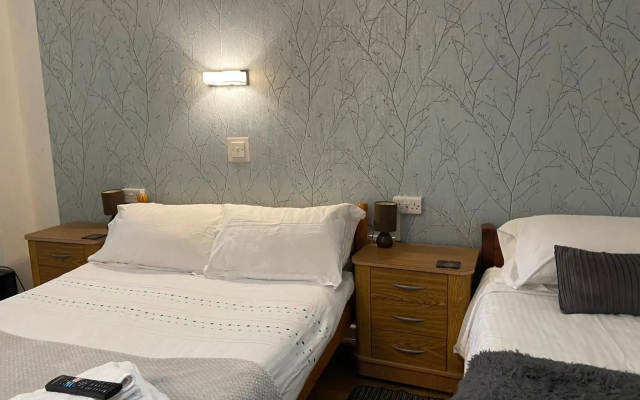 Aquarius B&B