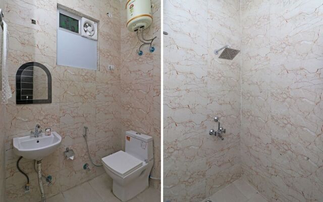 OYO Flagship 10223 Hotel Clouds 21