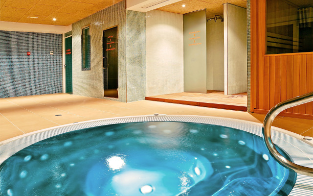 Sentido Fido Tucan - Adults Only