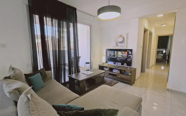 130 LCA -stay Digital Den Apartment