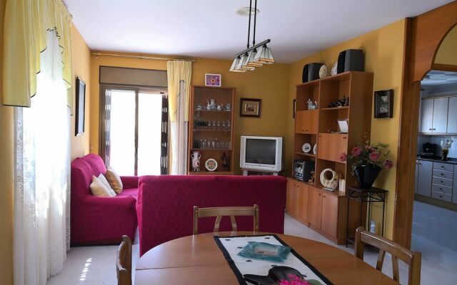 Villa con jardín piscina y cerca playa