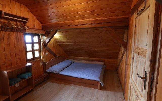 Vineyard cottage Med vinogradi