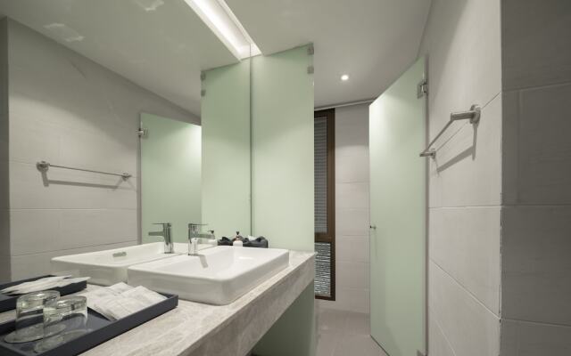 Stay Plus Hotel Bangkok