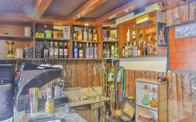 Oyo 720 Lekali Homes And Restaurant