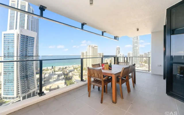 Circle on Cavill - Apartment Stay Private