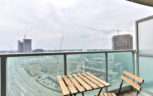 Lively Urban Condo in Old Toronto