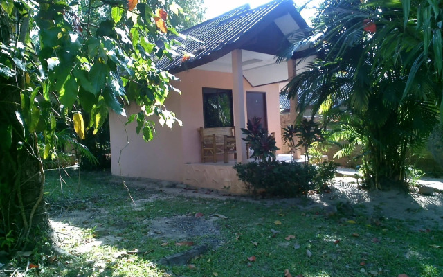 Koh Kwang Resort