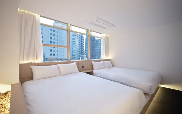 UH Suite Seoul Deoksugung