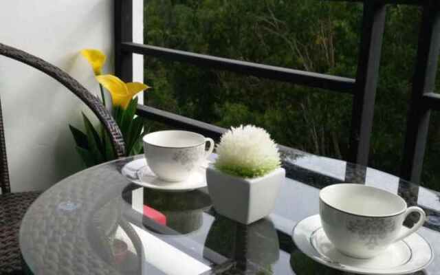 Art on The Beach Condo