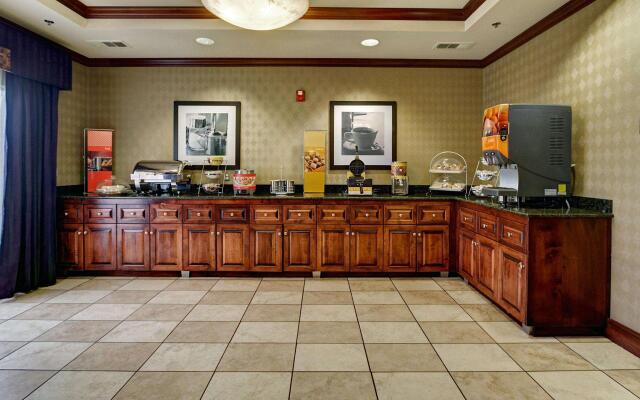 Hampton Inn Van Buren