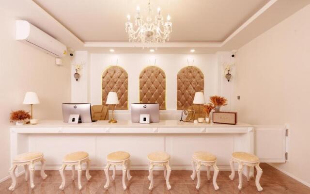 Calinton Hotel