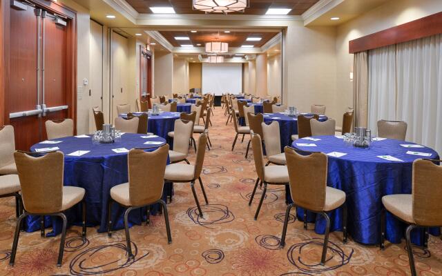 DoubleTree by Hilton Charlotte City Center