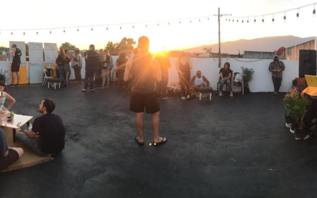 In The City Co-Living & Co-Working Space - Hostel