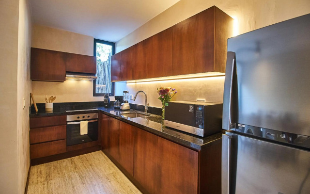 Luxury 3 Bedroom Retreat & Private Pool in Aldea Zama