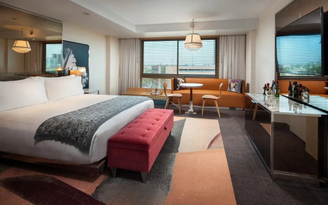 SLS , a Luxury Collection , Beverly Hills