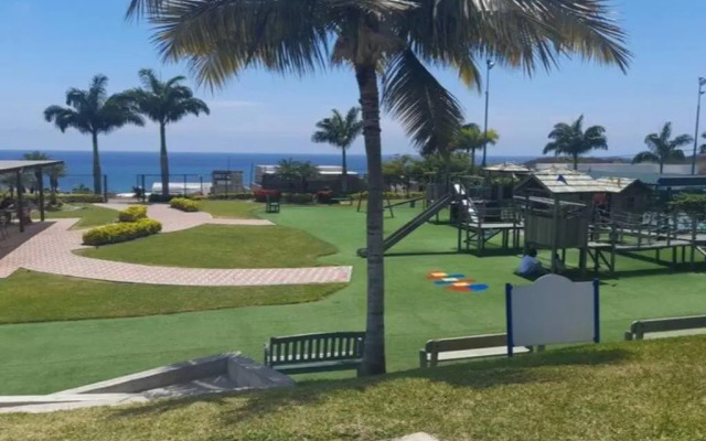 Espectacular casa grande vacacional en Manta!