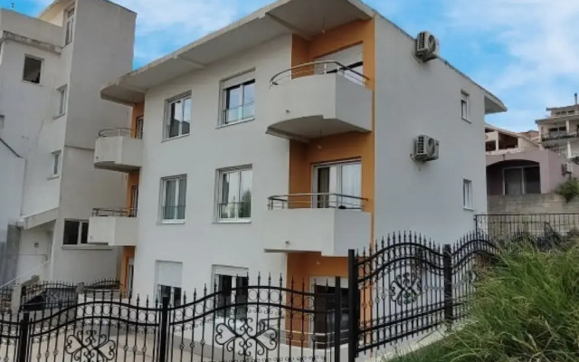 Montenegro Apartments Phoenix