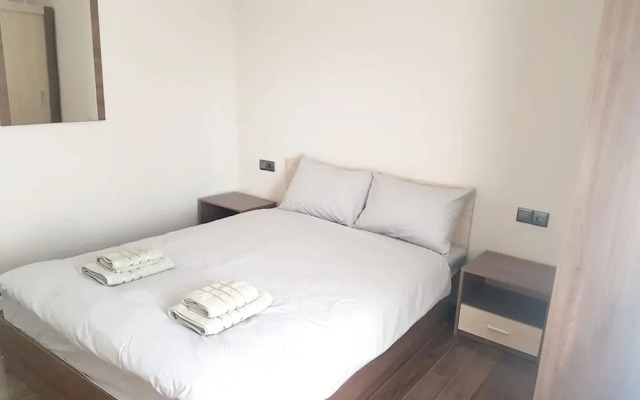 Apartment With one Bedroom in Karlovo, With Wonderful City View, Terrace and Wifi