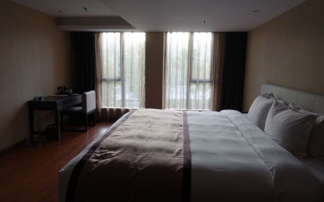 Cloud Hotel & Resort