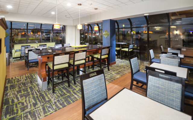 Hampton Inn Tulsa Broken Arrow