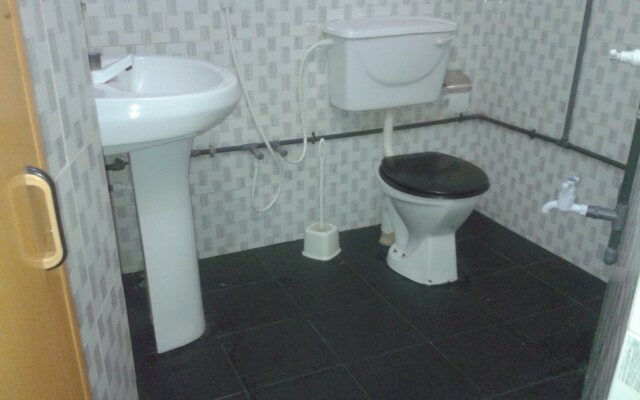 Luxman Guest House