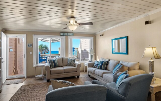 111 The Shores