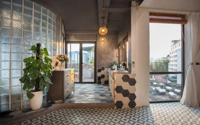 SAZIHOME Le Thanh Tong Hanoi