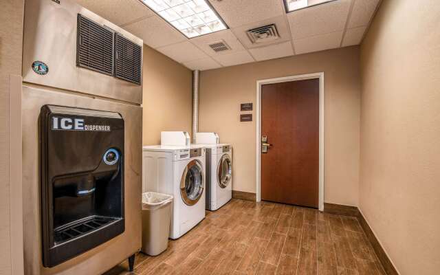 Comfort Suites Pelham Hoover I-65