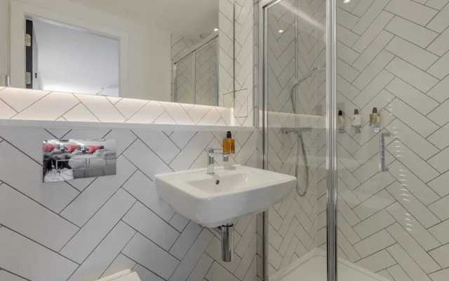 Destiny Scotland Market St Apartments