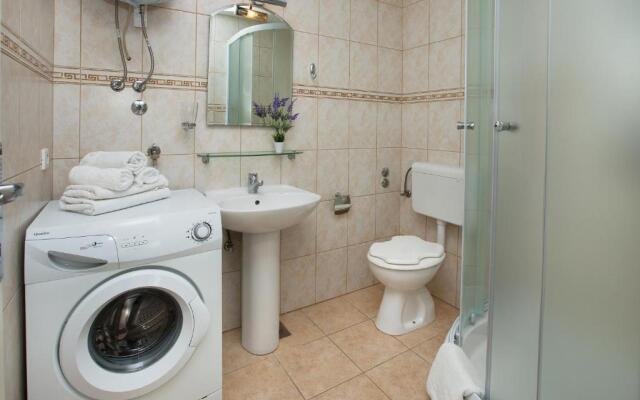 Apartment Lidija