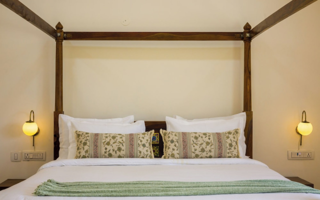 ELIVAAS Adhiva Retreat 5 BHK Farmhouse
