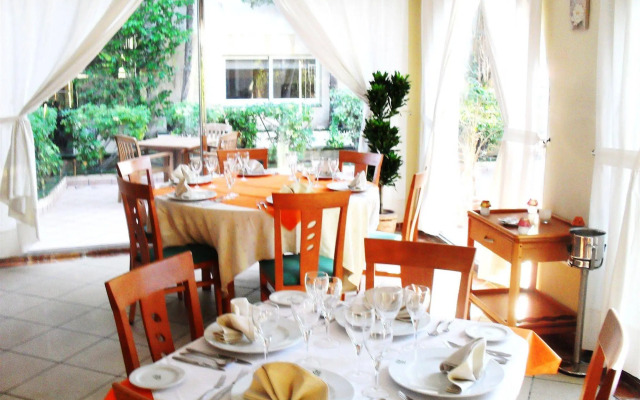 Vidalbir Apartahotel