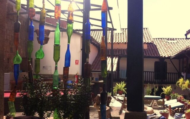 Intro Hostels Cusco