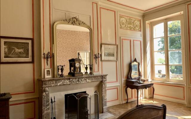 Chateau de Bouillancourt en Sery