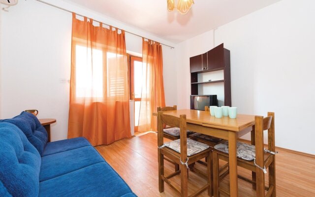 Beautiful Home in Sibenik With Wifi and 2 Bedrooms