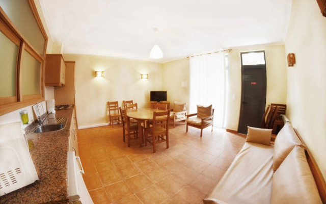 Ohai Nazaré Outdoor Resorts