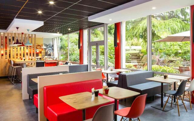 ibis Lannion Cote de Granit Rose