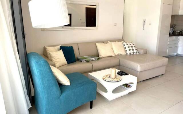 Impeccable 1-bed Apartment in Morinj