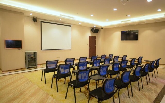 Shanwei Zhonglian Harbour Hotel