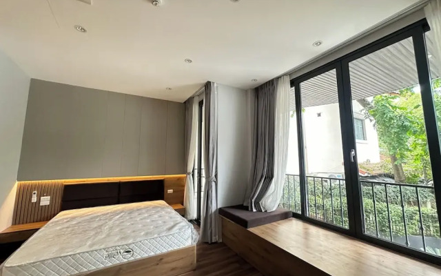 Luxe Paradise Suites Hotel  To Ngoc Van