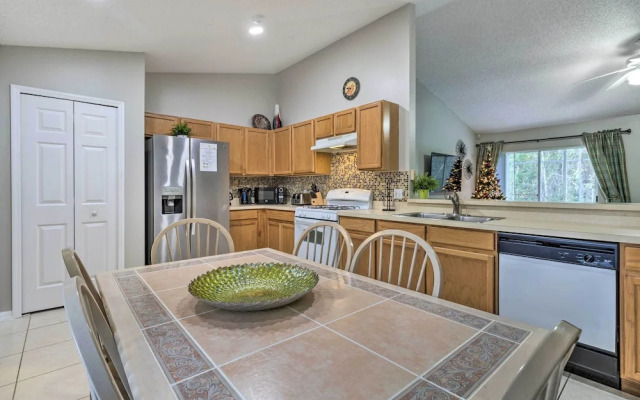 Kissimmee Retreat: Fenced-in Yard w/ Pool!