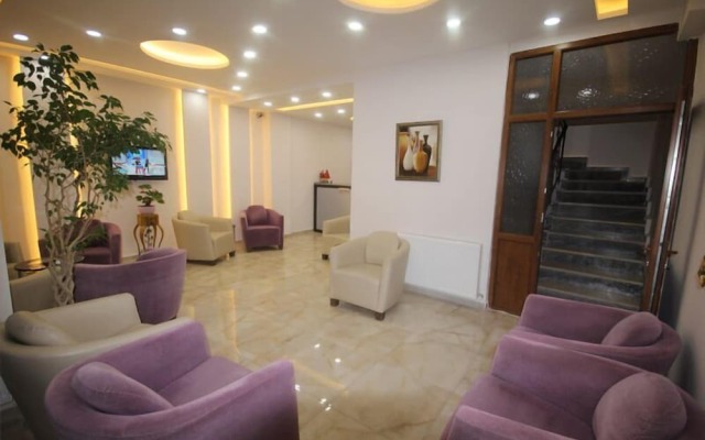 Gulistan Hotel