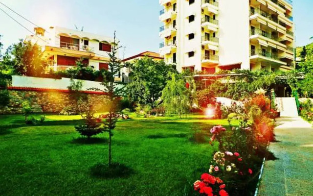 Sagini Hotel