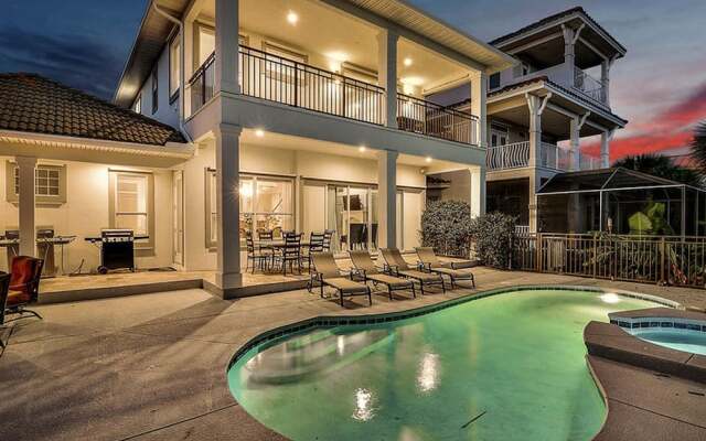Casa Esmeralda by Five Star Properties