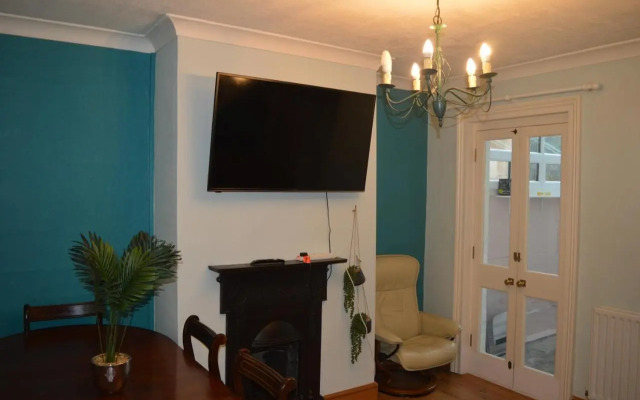 The Crandale House Vacation Home