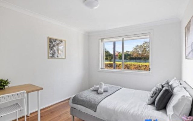 Relaxing Rooms – Walking Distance to Shops & Transport – Guest Rooms – Sydney