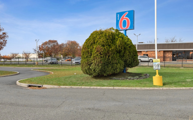 Motel 6 Piscataway, NJ